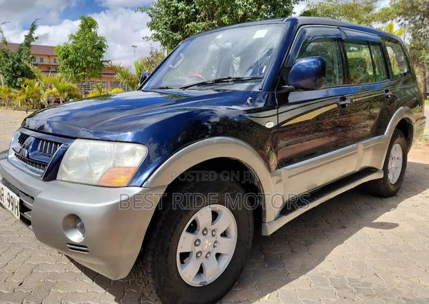 Mitsubishi Pajero 2003 Blue