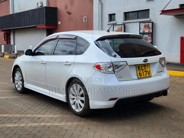 Subaru Impreza 2.0 2011 Pearl