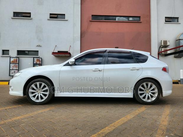 Subaru Impreza 2.0 2011 Pearl