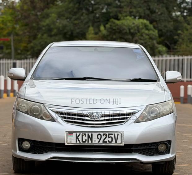 Toyota Allion 2010 Silver