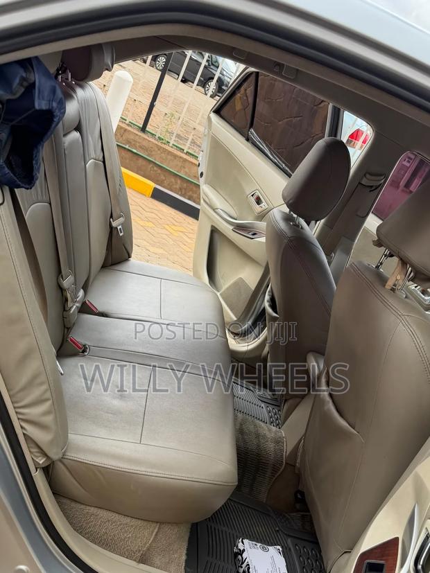 Toyota Allion 2010 Silver