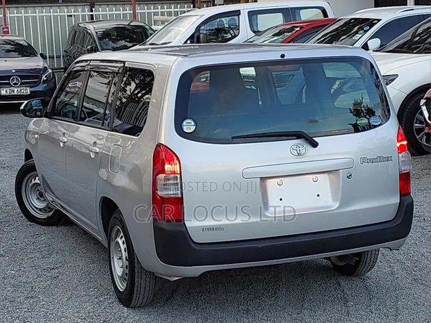 Toyota Probox 1.5 DX 2WD 2021 Silver