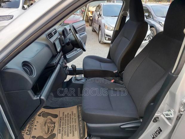 Toyota Probox 1.5 DX 2WD 2021 Silver