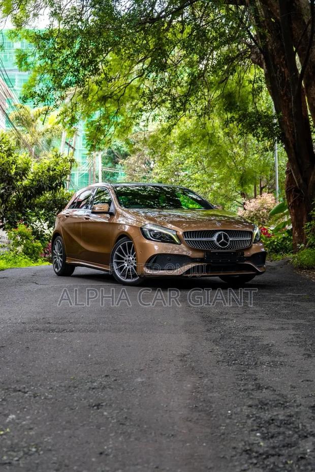 Mercedes-Benz A-Class 2017 Gold