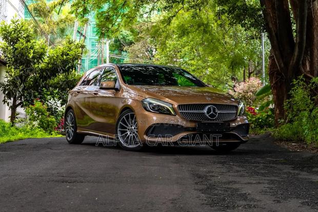 Mercedes-Benz A-Class 2017 Gold