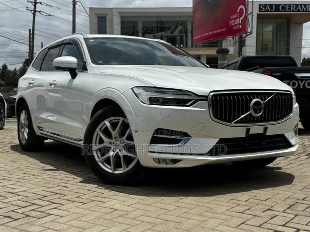 Volvo XC60 2018 White