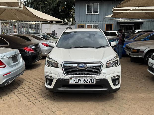 Subaru Forester 2019 White