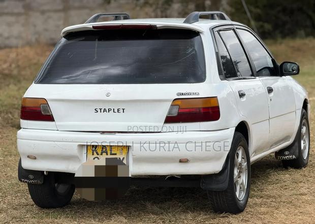 Toyota Starlet 1997 White