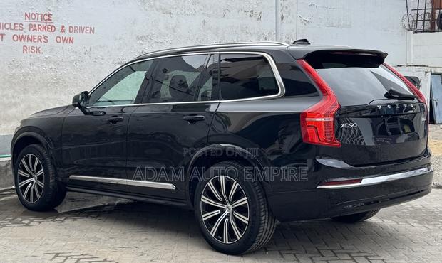 Volvo XC90 B6 AWD Ultimate 6P 2023 Black