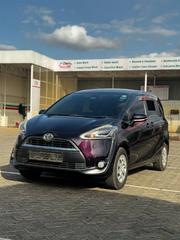 Toyota Sienta 2018 Maroon for sale