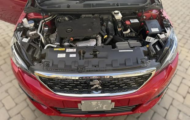Peugeot 308 2019 Red