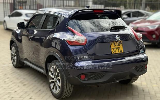 Nissan Juke 2016 Blue