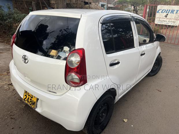 Toyota Passo 2012 White