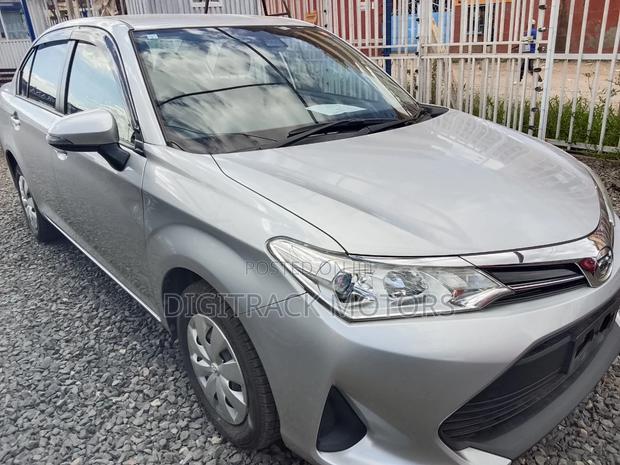 Toyota Axio 2019 Silver