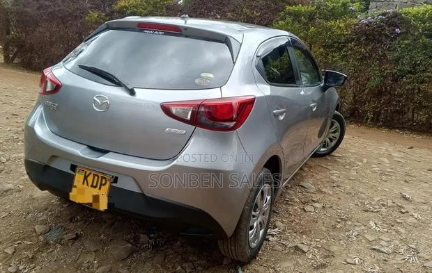 Mazda Demio 2016 Gray