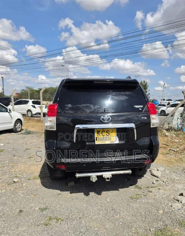 Toyota Land Cruiser Prado 2.7 i 2012 Black
