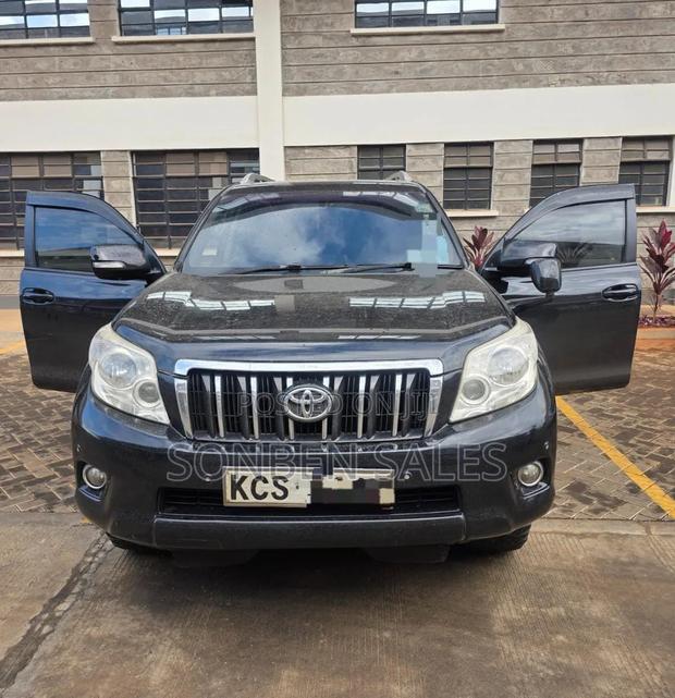Toyota Land Cruiser Prado 2.7 i 2012 Black