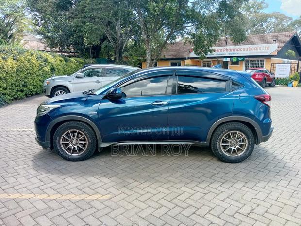 Honda Vezel 1.5 Hybrid 2WD 2014 Blue