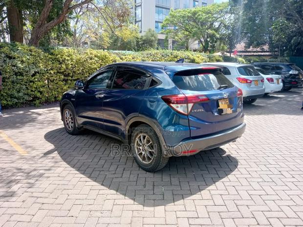 Honda Vezel 1.5 Hybrid 2WD 2014 Blue
