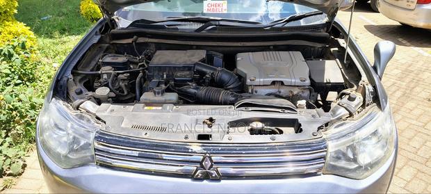 Mitsubishi Outlander 2.0 PHEV AWD 2014 Silver