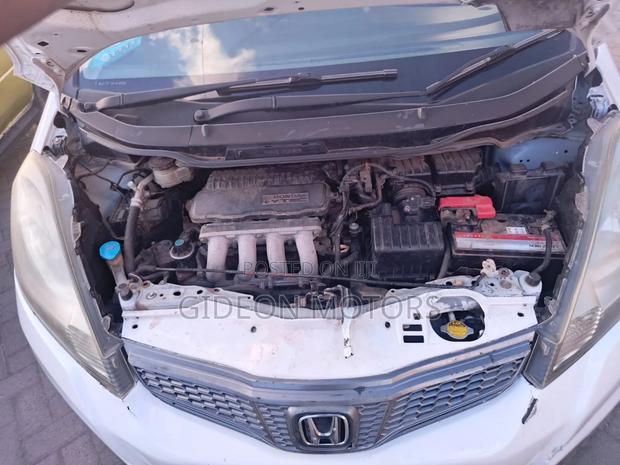 Honda Fit 2012 White