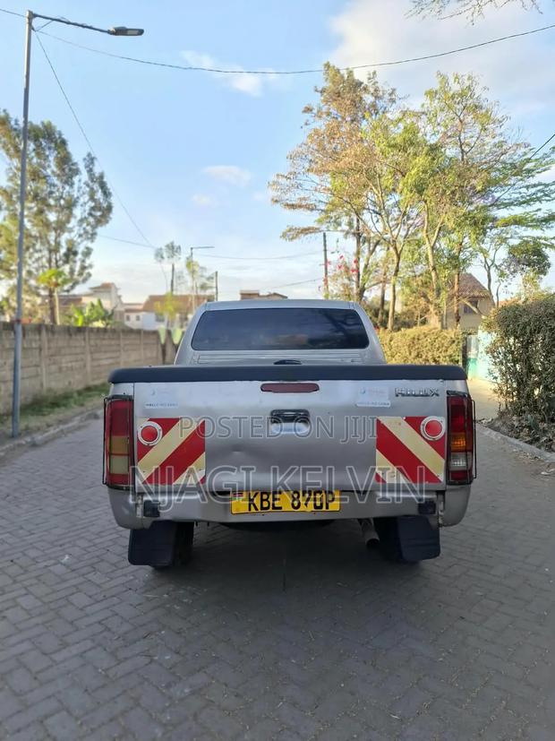 Toyota Hilux 2.5 D-4D Double Cab 2008 Gray