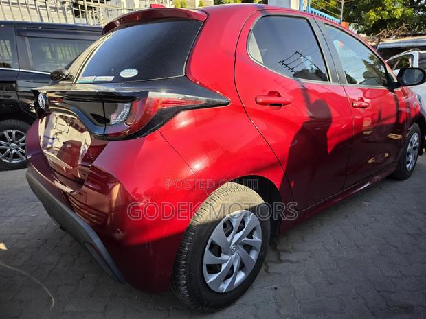 Toyota Yaris 2019 Red