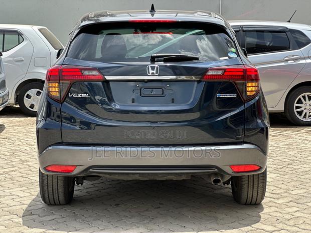 Honda Vezel 1.5 2WD 2019 Blue