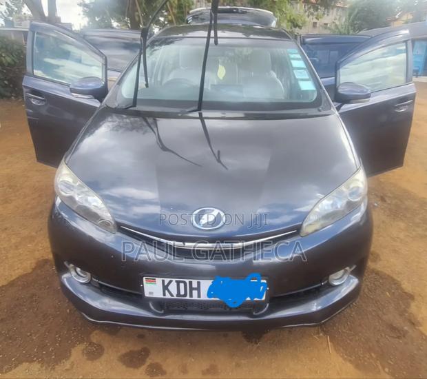 Toyota Wish 2016 Black