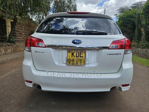 Subaru Legacy 2014 White