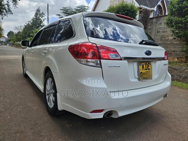 Subaru Legacy 2014 White