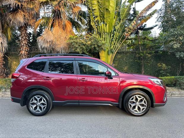 Subaru Forester Base AWD 2019 Maroon