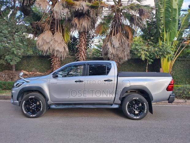 Toyota Hilux Revo Double Cab Deisel 2.8 AWD 2019 Silver