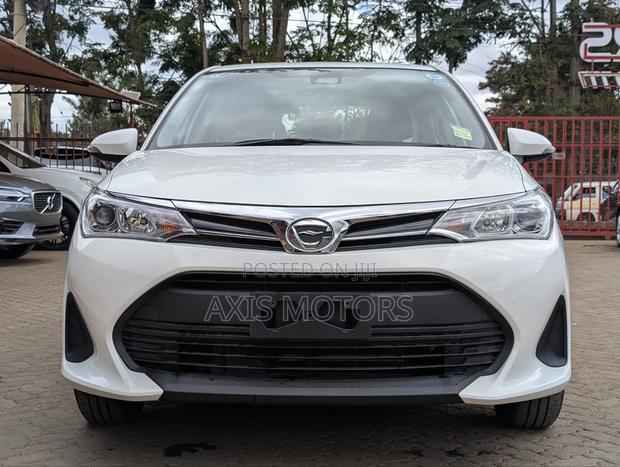 Toyota Axio 1.5 X 4WD 2019 White