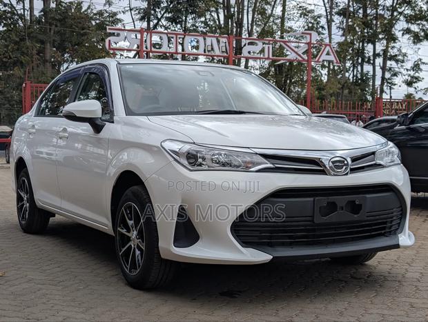 Toyota Axio 1.5 X 4WD 2019 White