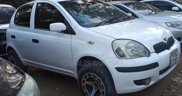 Toyota Vitz 2005 White