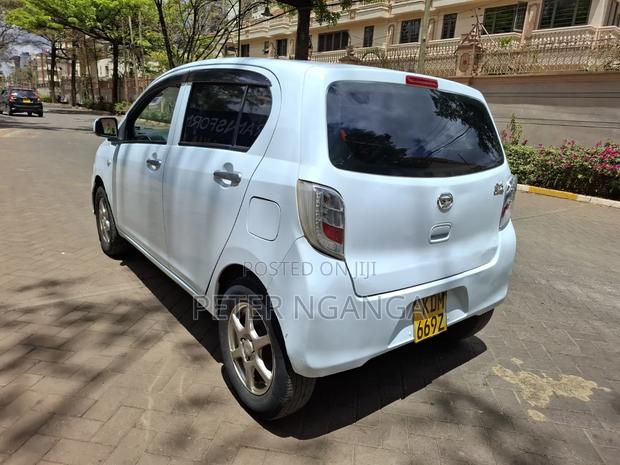 Daihatsu Mira 2016 White