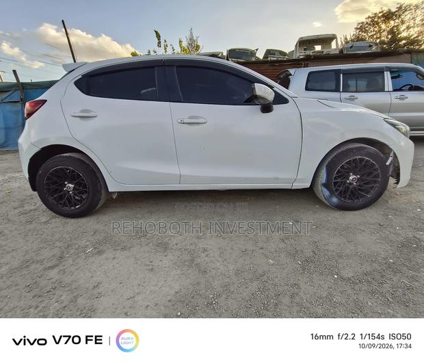 Mazda Demio 2015 White