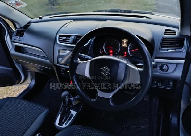Suzuki Swift 2016 Silver