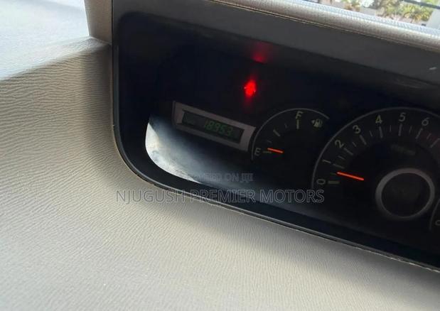 Toyota Noah 2008 Silver