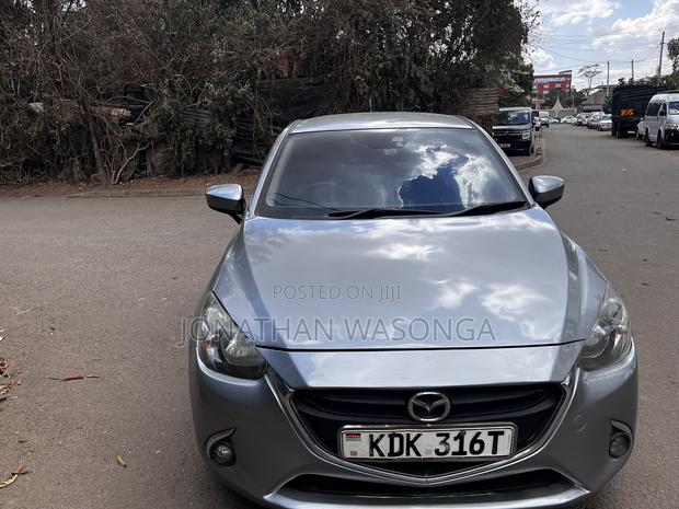 Mazda Demio 2015 Silver