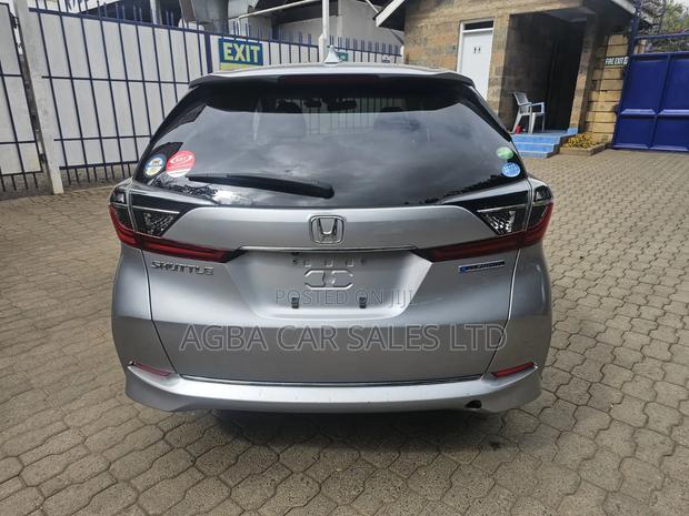 Honda Fit Shuttle 2019