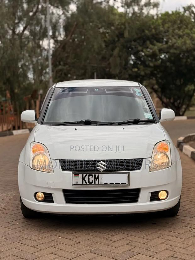 Suzuki Swift 2010 White