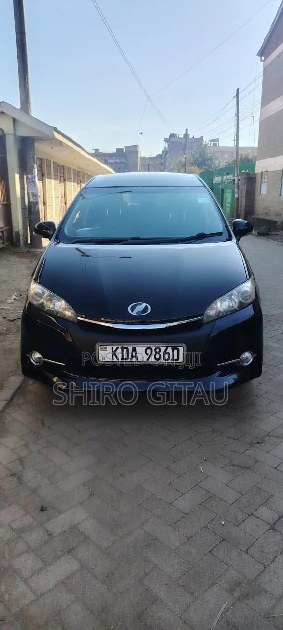 Toyota Wish 2014 Black