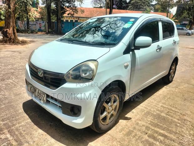 Daihatsu Mira 2016 White