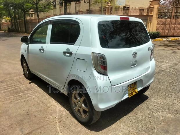 Daihatsu Mira 2016 White