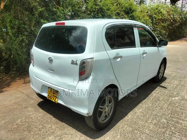 Daihatsu Mira 2016 White