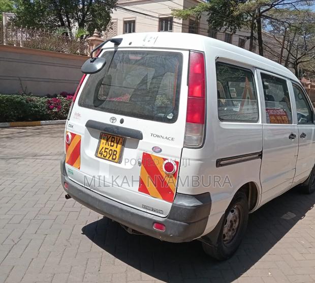 Toyota TownAce 2007 White