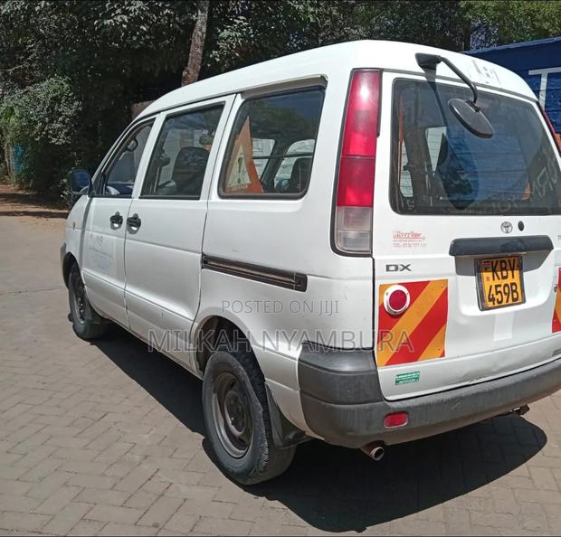Toyota TownAce 2007 White