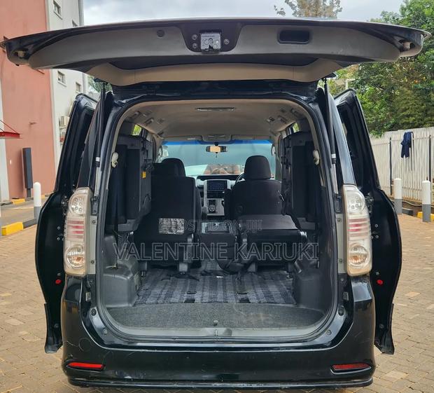 Toyota Noah 2008 Black
